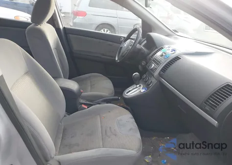 2012 Nissan Sentra 2.0 S z USA, uszkodzony, nr VIN 3N1AB6AP7CL674606